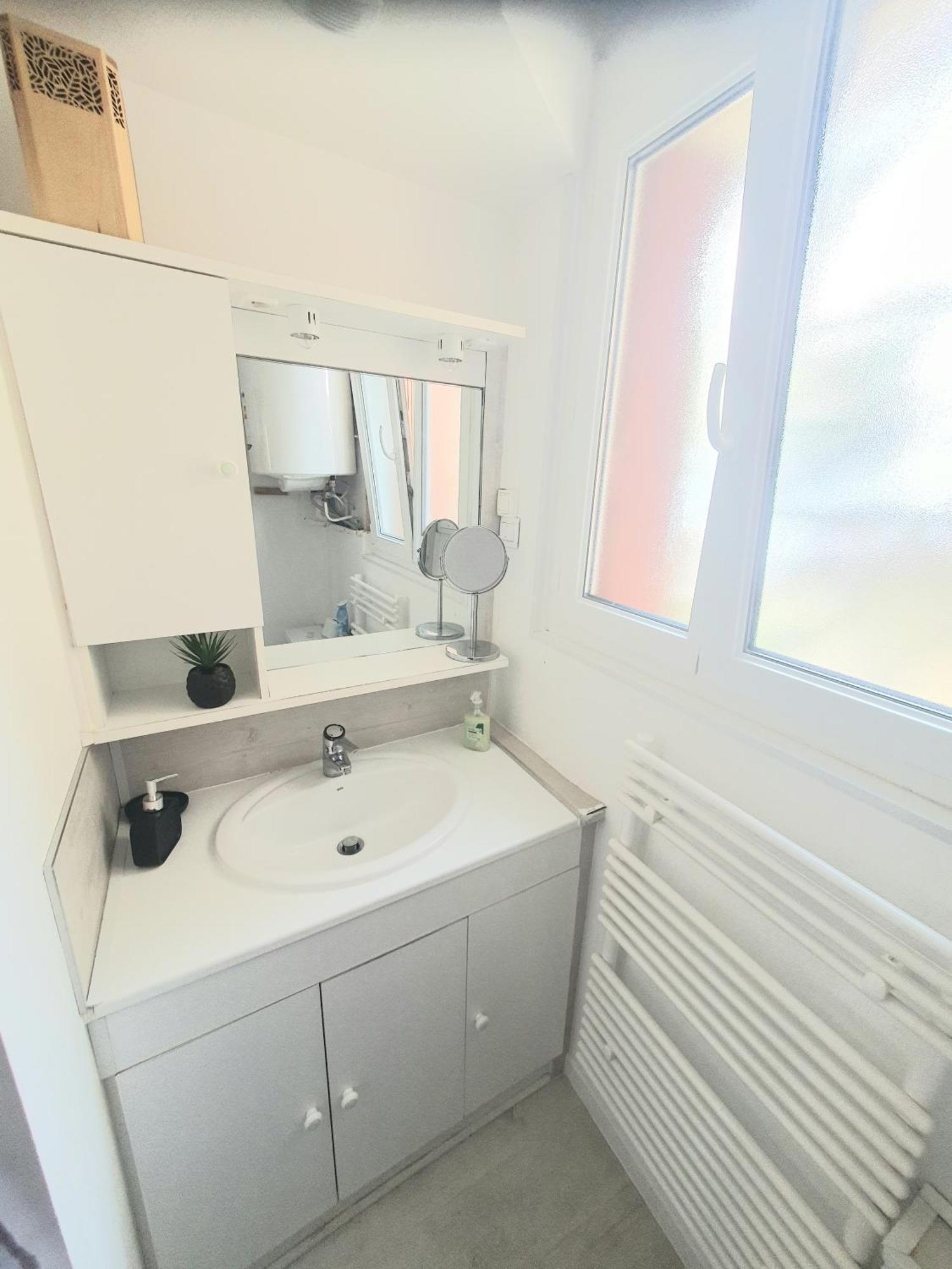 Apartment Cocooning Proche & Centre *